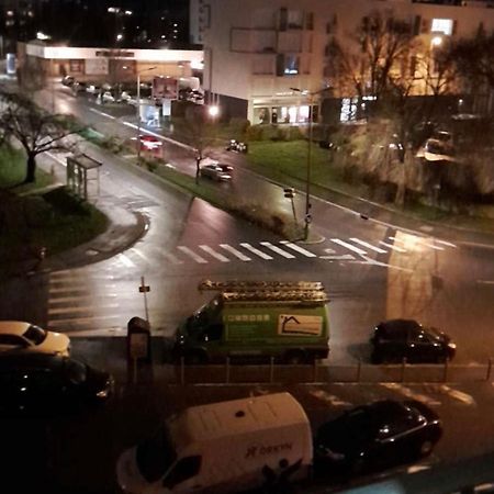 Agreable Appartement Reims Exterior foto